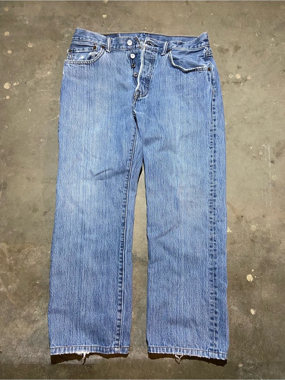 Classic Blue Men's Levi's 501 Original Jeans Mens 33x30 Button Fly Jeans